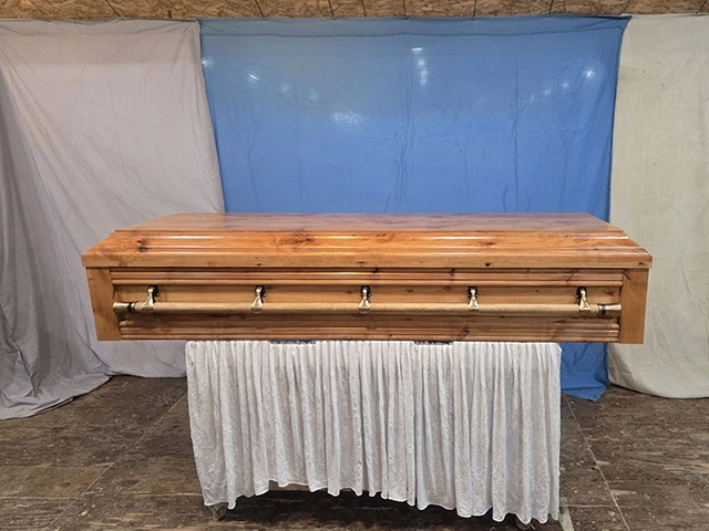 Premier Solid Alder Casket – Handmade in Oregon by Caskets by Design